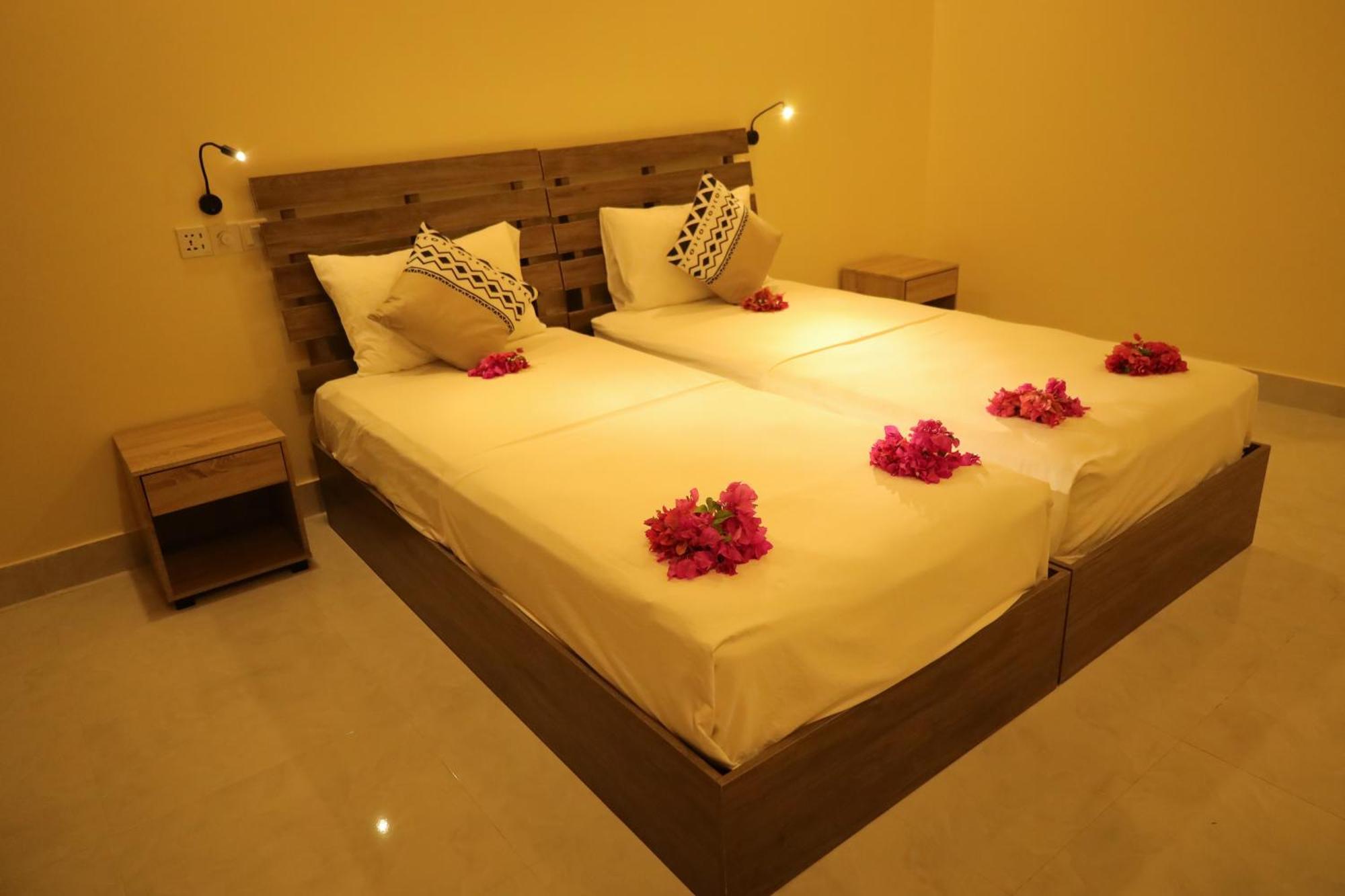 Charming Holiday Lodge- Addu Atoll Meedhoo, Maldives Exterior foto