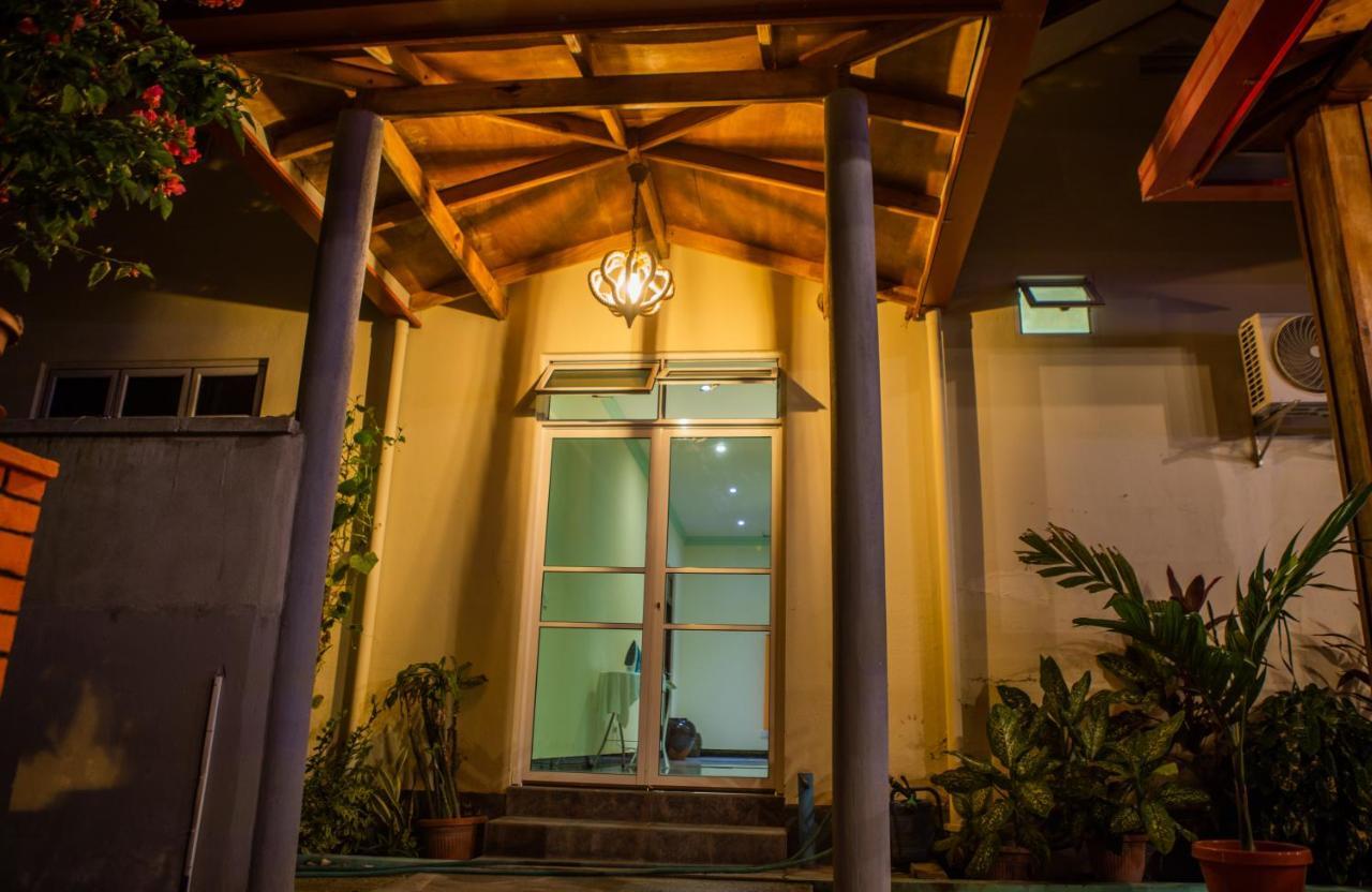 Charming Holiday Lodge- Addu Atoll Meedhoo, Maldives Exterior foto